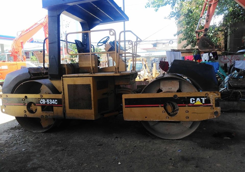 CAT - 10 TONS ROAD ROLLER AVAILABLE FOR RENT 2