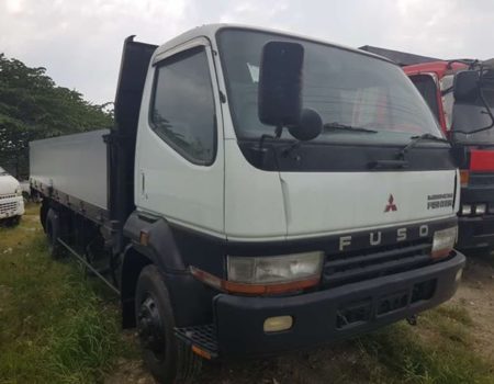 6 Wheeler Fuso Fighter