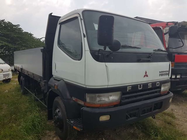 6 Wheeler Fuso Fighter