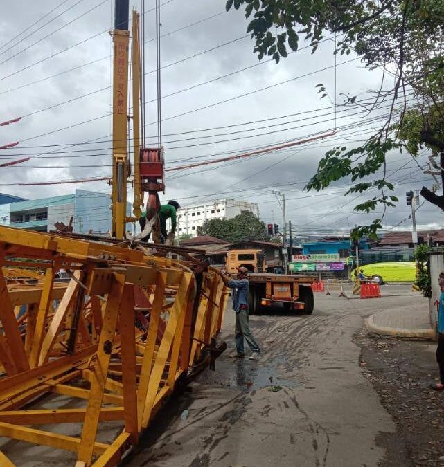 Dismantling & Hauling of Tower Crane @ Cebu City Medical Center