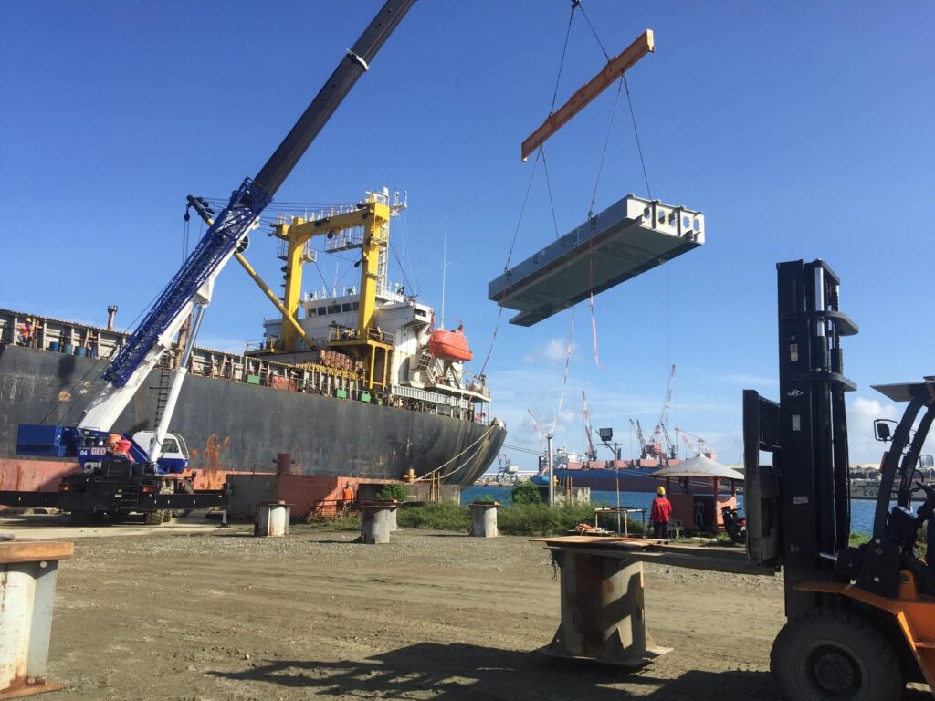 Unloading works in Balamban Metaphil Port using 145 tons Mobile Crane