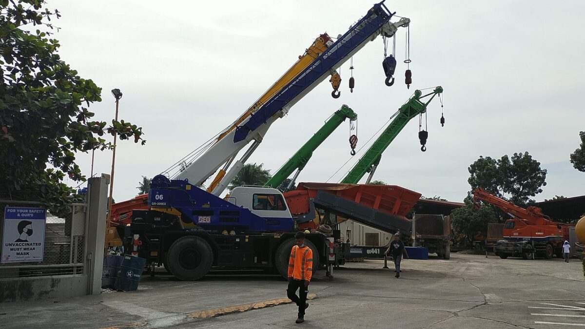 All Terrain and Crawler Telescopic Crane