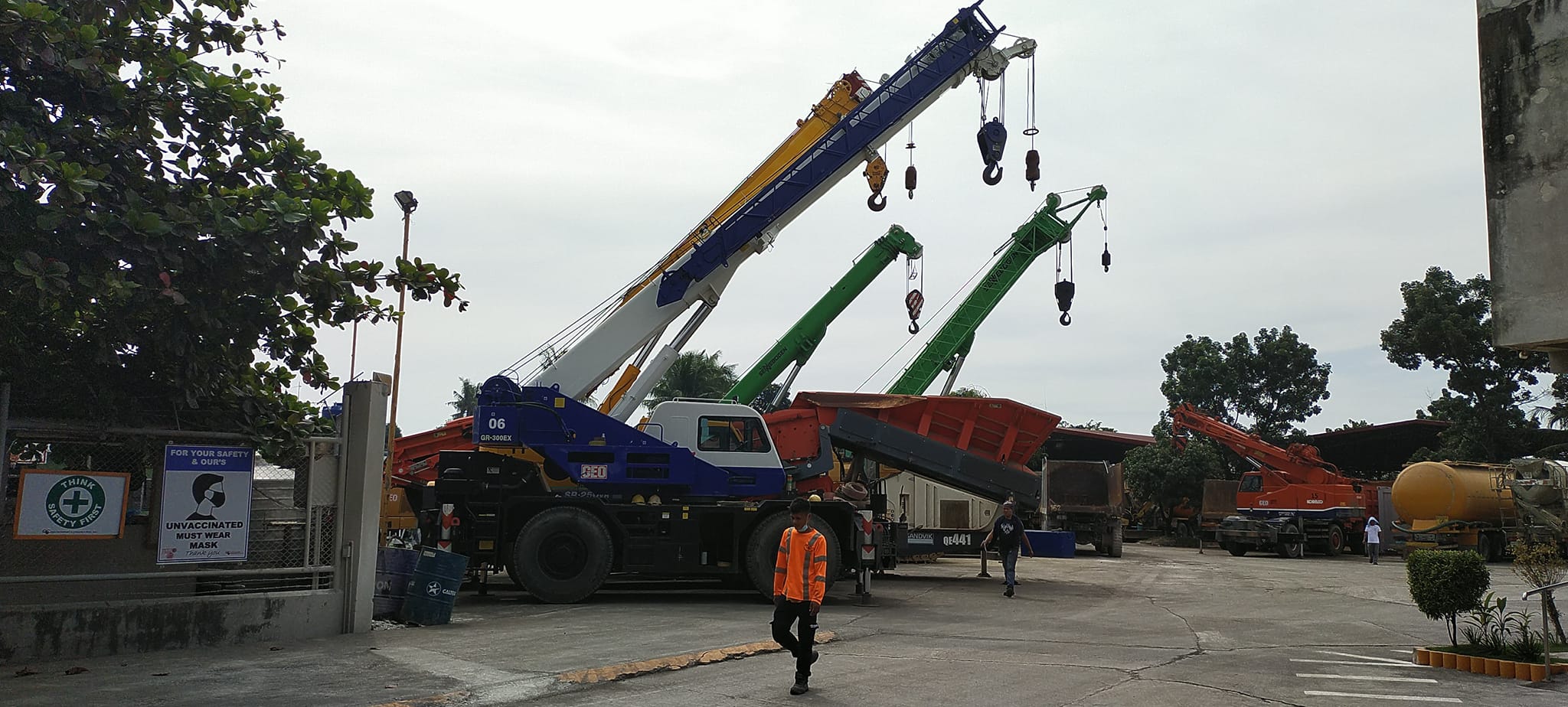 All Terrain and Crawler Telescopic Crane