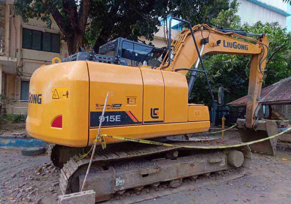 LG 915E Excavator